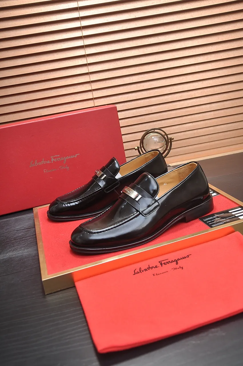 Men's shoes 💰620💶 [Ferragamo/Ferragamo] The latest model in the counter. Original imported open-sided high-quality cowhide hand-woven + imported 🐂 cowhide + original luxury metal buckle + original combination outsole. Comparative and stress-free 38--45 (45 custom-made)